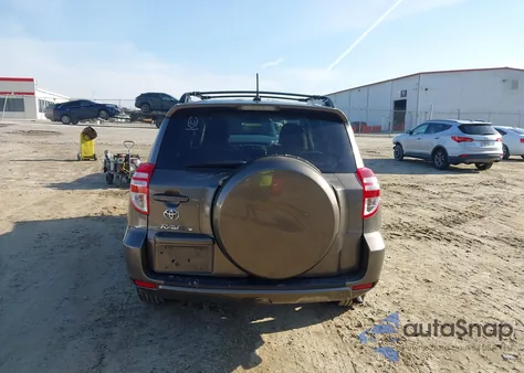 2012 Toyota Rav4 z USA, uszkodzony, nr VIN 2T3ZF4DV2CW133362